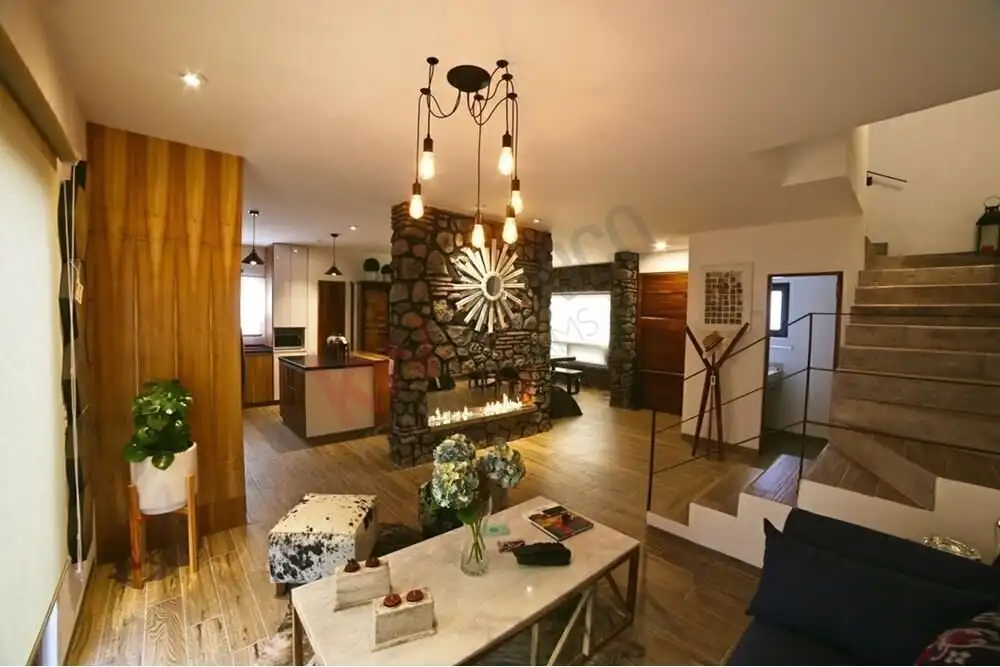 Charming 2-bedroom house with rooftop terrace and Jacuzzi in San Miguel de Allende.