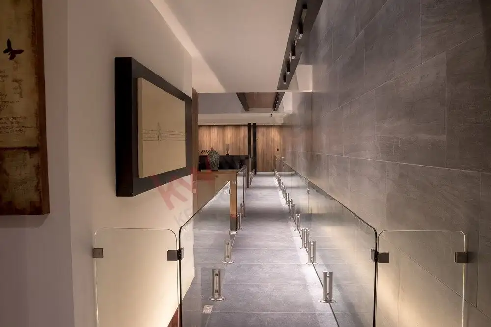 Modern interior view of a luxury home in Ventanas Golf Club, San Miguel de Allende.