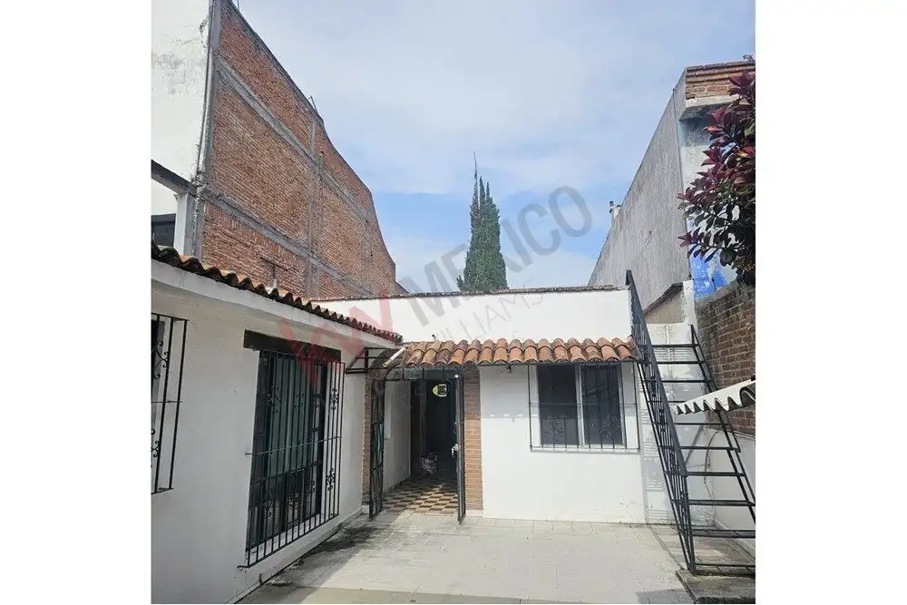 Charming San Miguel de Allende Home Story house near downtown San Miguel de Allende with a small front yard.