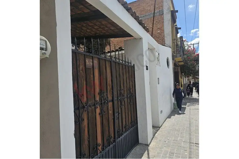 Charming San Miguel de Allende Home Story house near Centro in San Miguel de Allende.
