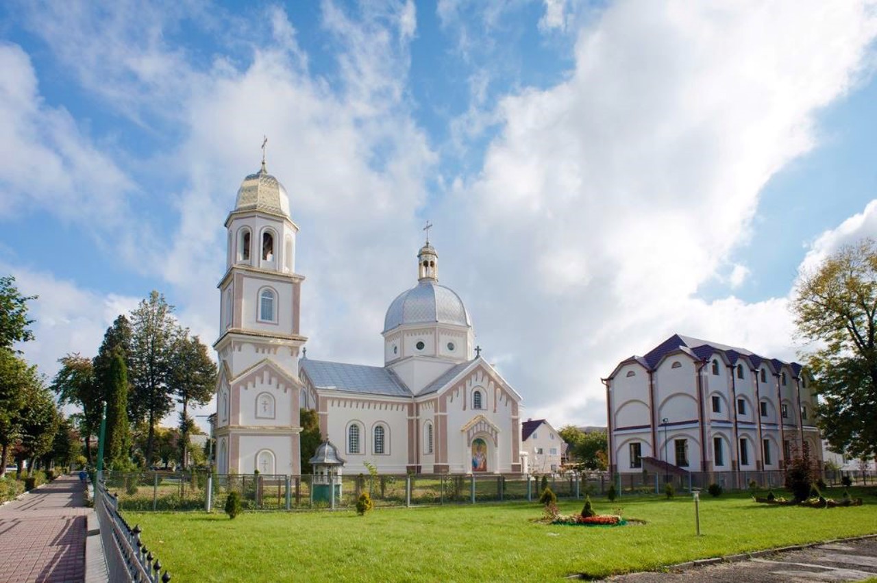 Property Guides 122 Ukraine