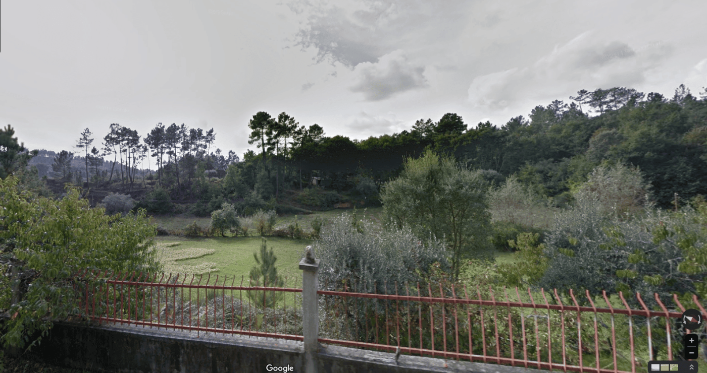 Land for sale in Pinheirinho Coimbra, Portugal with scenic countryside views.
