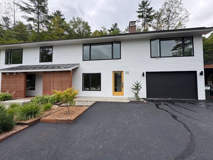 Modern 5-bedroom house with sleek design and spacious interiors in Hanover, New Hampshire.