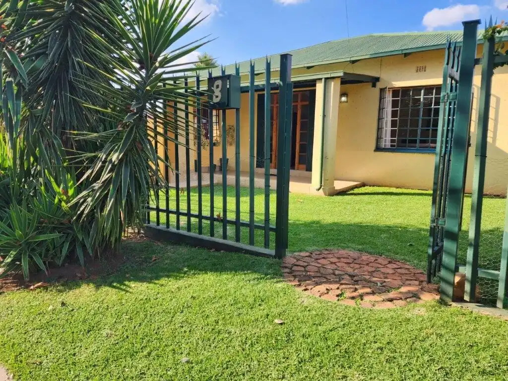 Charming 4-bed house with garden in Albertville, Johannesburg South.