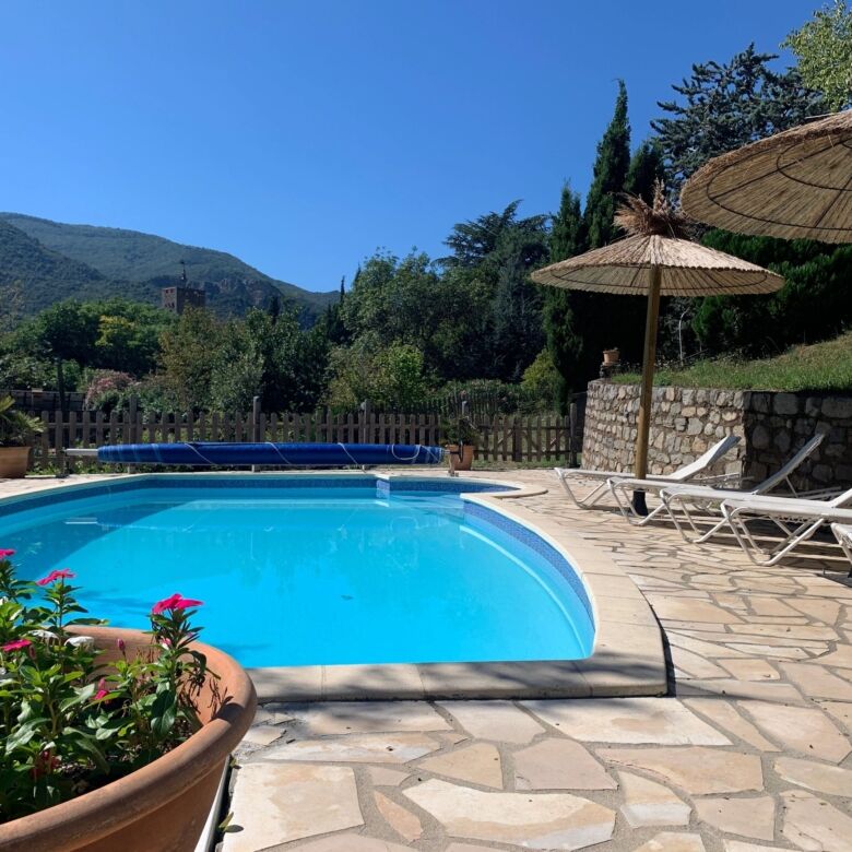 Beautiful villa with private pool and garden in Arles-sur-Tech, perfect for relaxing and enjoying th.