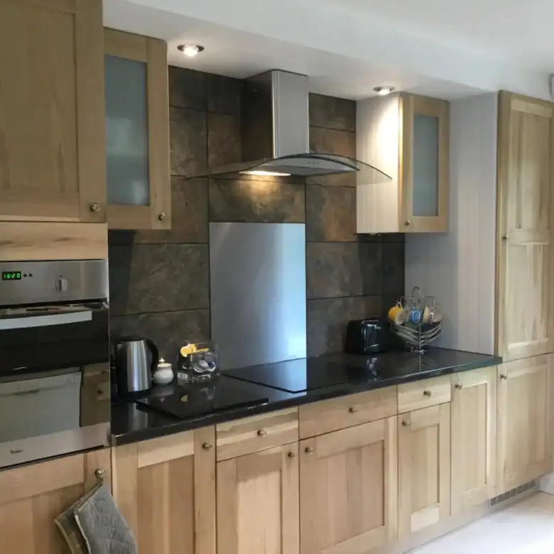 Modern kitchen in La Chataigneraie Gite complex for sale in Sahorre.