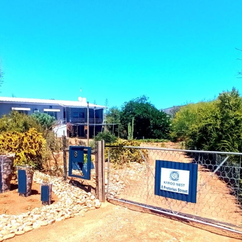 Beautiful property with house and guest units for sale in Calitzdorp, Western Cape, South Africa.