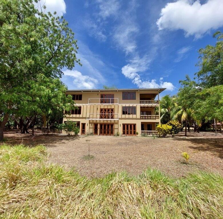 Beautiful estate on Ometepe Island with lush greenery and spacious outdoor areas. Perfect for a peac.
