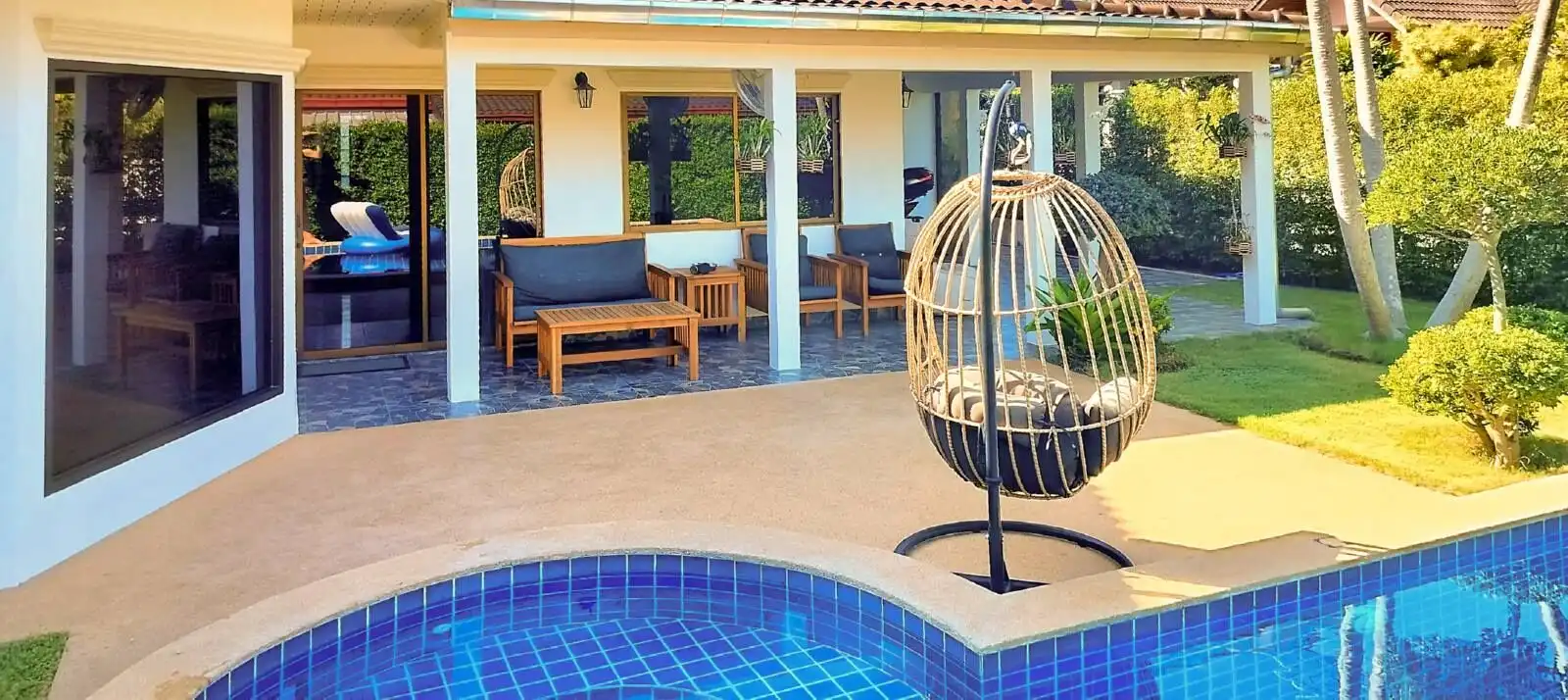 Elegant 3-bedroom villa featuring a private pool in Pattaya, Thailand, available for rent or sale at.