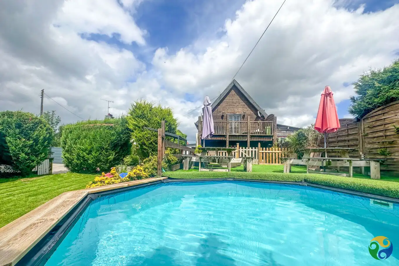 Luxury Gite Complex in Normandy Gite complex with swimming pool in Normandy, ideal for investment or holiday rentals. Beautiful rura.