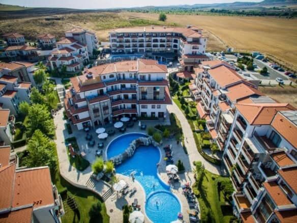 Modern furnished 1-bedroom apartment in Vineyards SPA Resort, 58 sq.m., near the sea, with flexible.