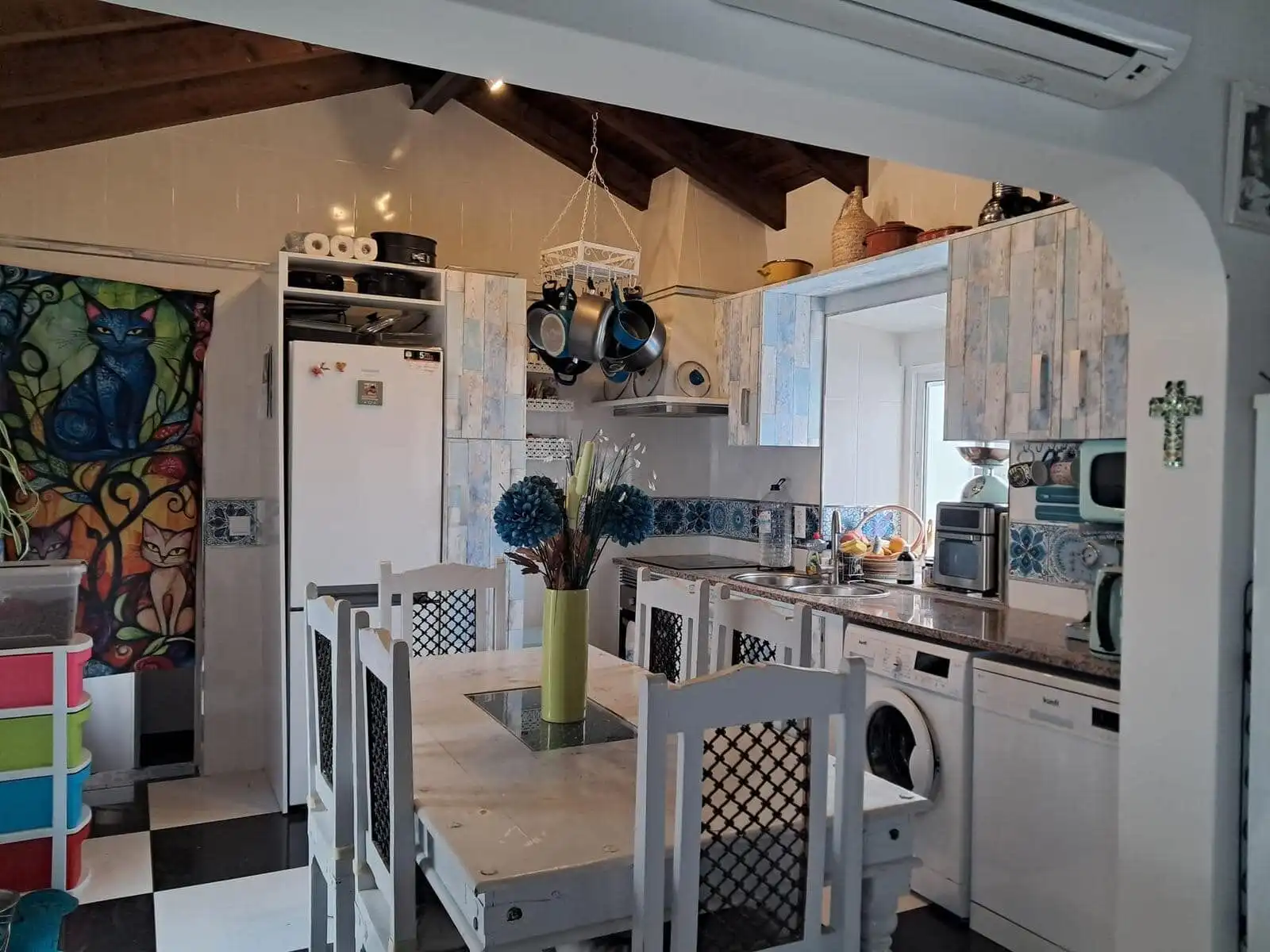 Spacious kitchen of a 3-bedroom villa in Castro Marim Faro Algarve, featuring modern appliances and.