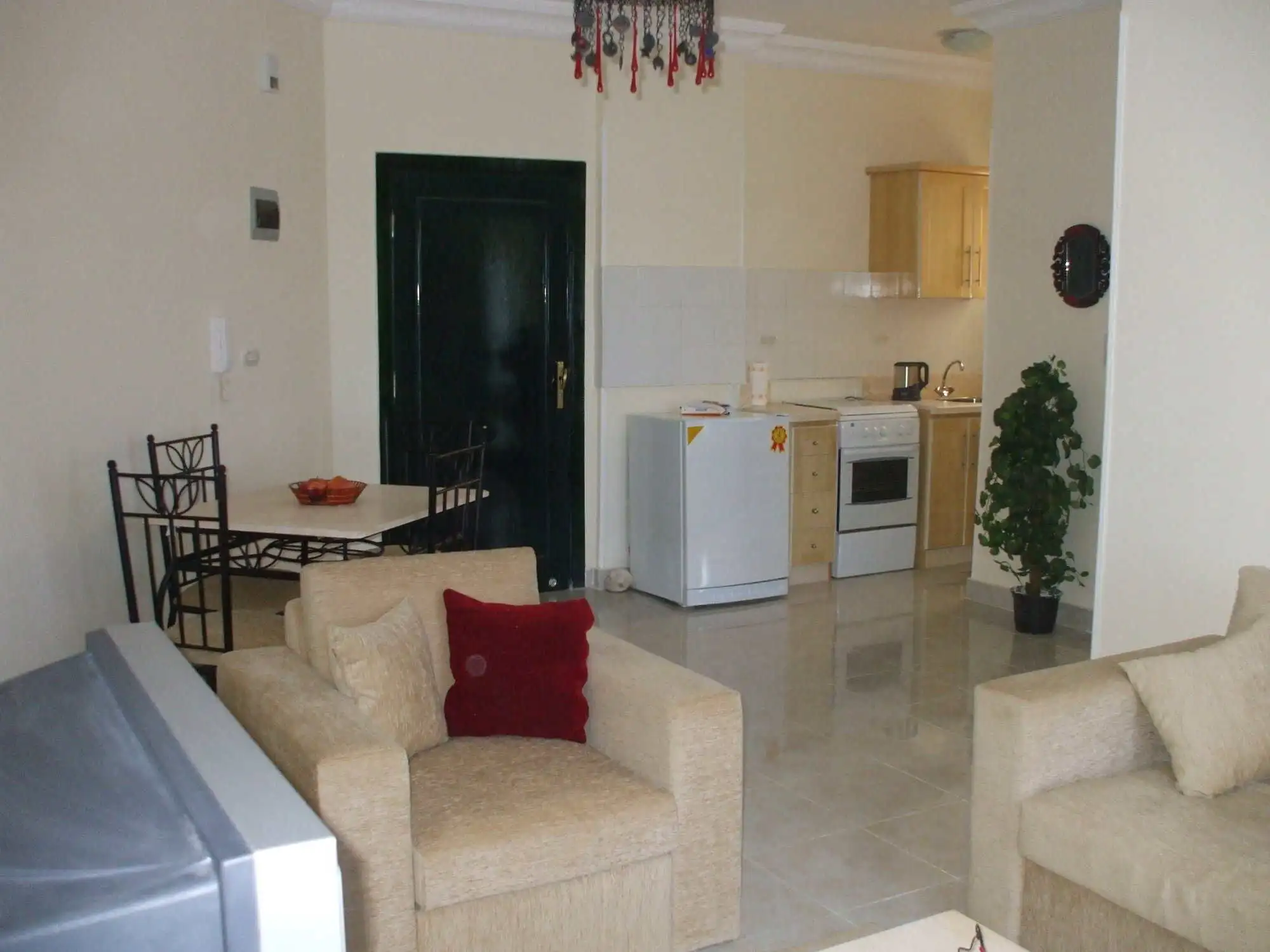 Modern 1-bedroom apartment in Oasis 5 complex, Hurghada, Egypt.