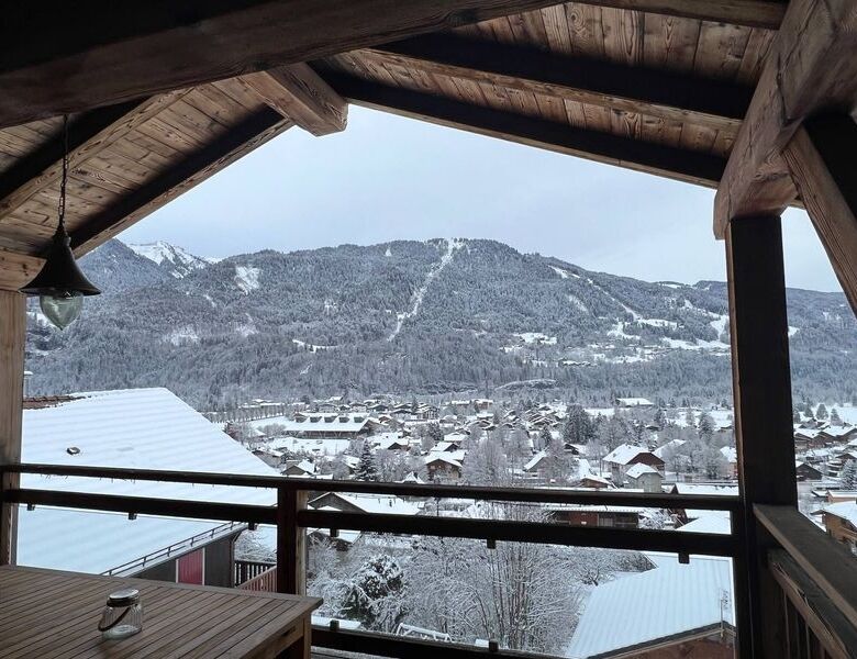 Chalet with stunning mountain views in Samoens, perfect for luxury living and winter holidays.