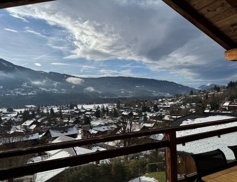 Luxury 5 Bed Chalet for Sale in Samoens with stunning mountain views. Perfect for winter sports and.