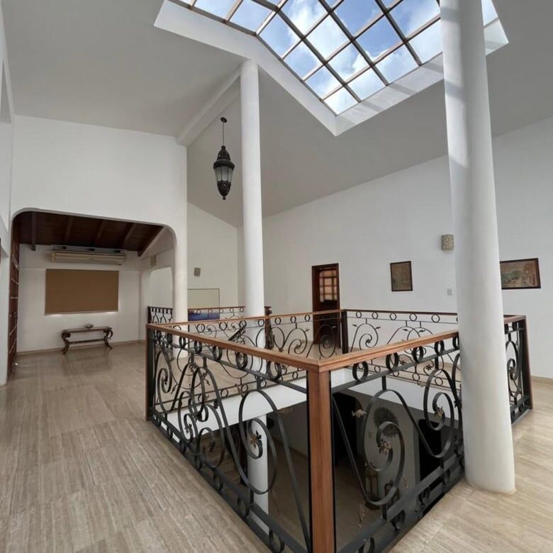 House with Pool, Margarita Island, for sale or rent.