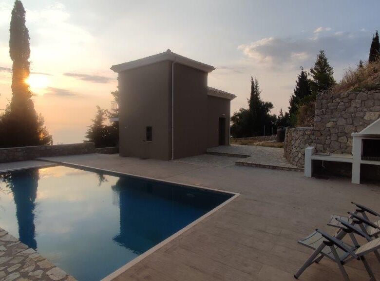 Elegant villa with private pool in Athani Lefkada for sale.
