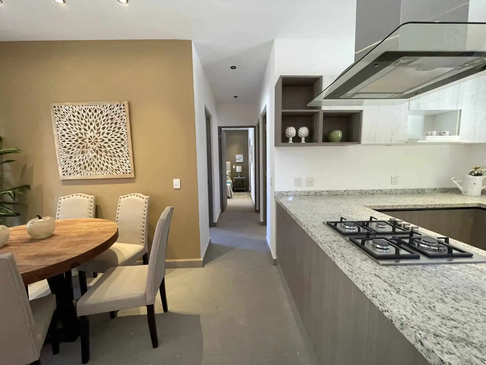 Floor home with 3 bedrooms, open-plan living, and modern kitchen in San Miguel de Allende.