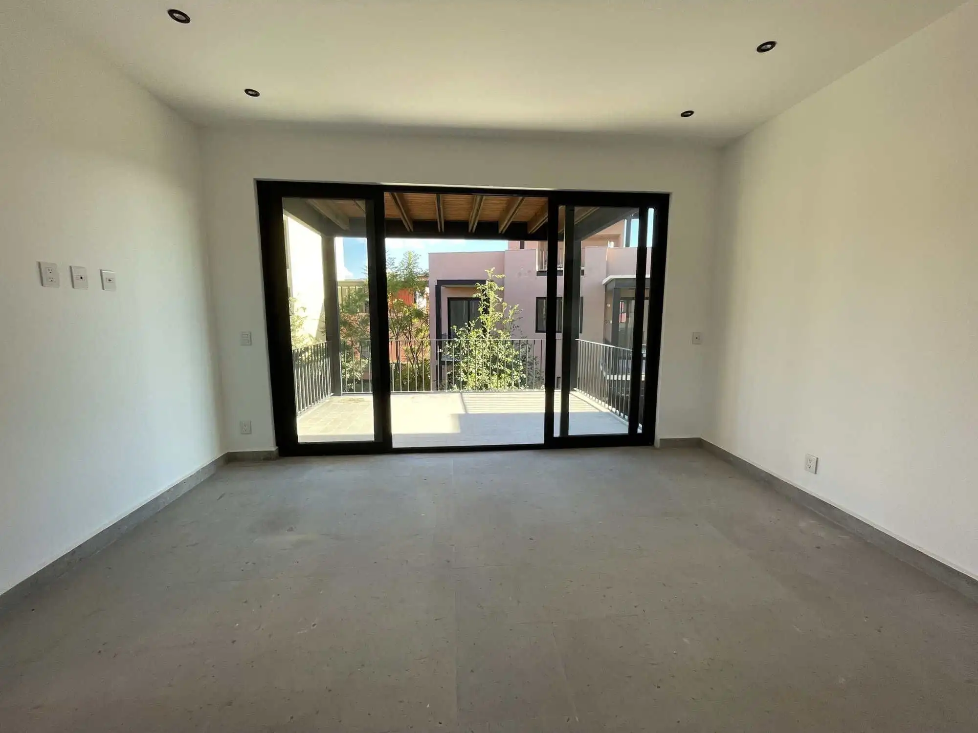 Penthouse Condo with Private Rooftop Modern penthouse condo with spacious balcony and stunning views in San Miguel de Allende.
