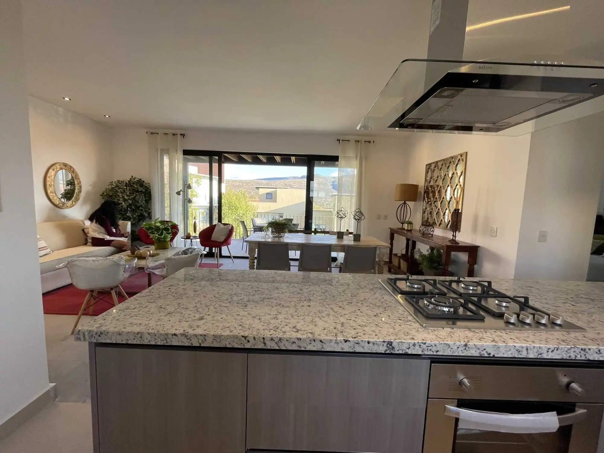 Elegant penthouse with modern decor and spacious living area in Punta del Cielo.