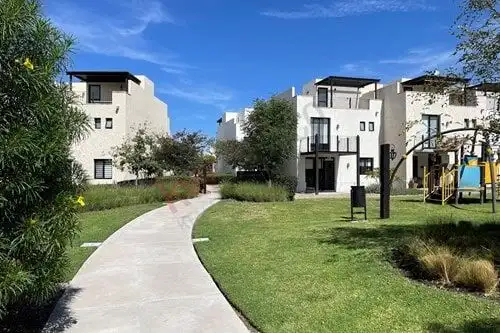 Floor condo in La Luminaria, San Miguel de Allende, with lush gardens and contemporary design.