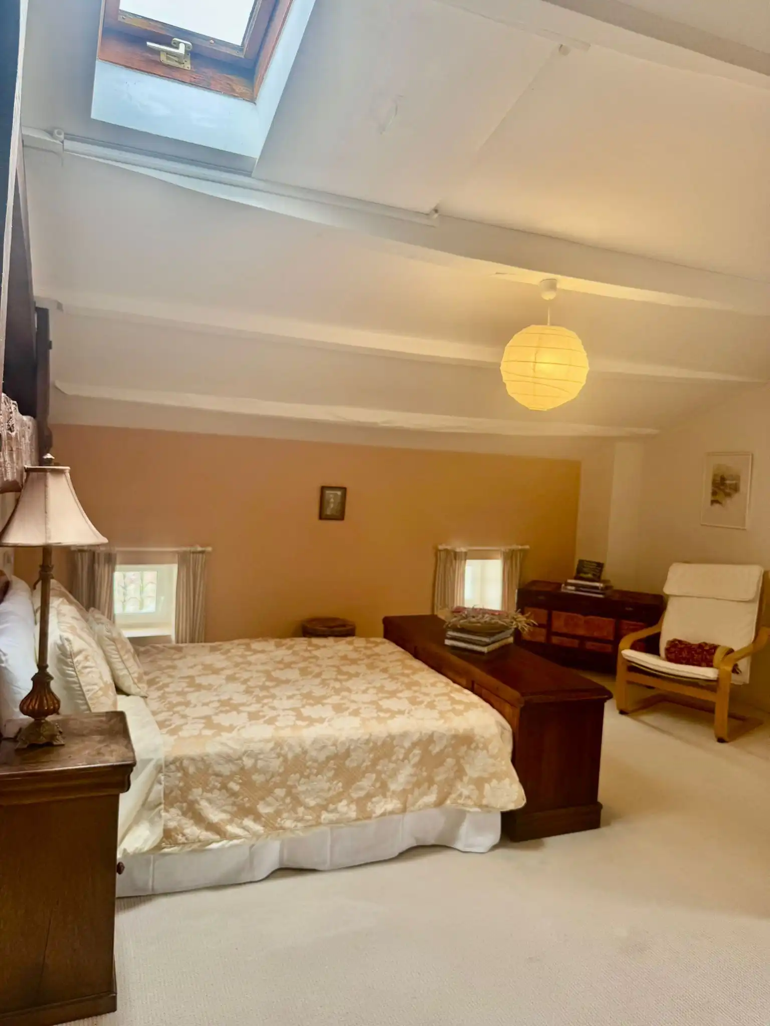 Bright interior of a luxury 4-bedroom townhouse in Allemans-du-dropt, featuring a comfortable bed an.