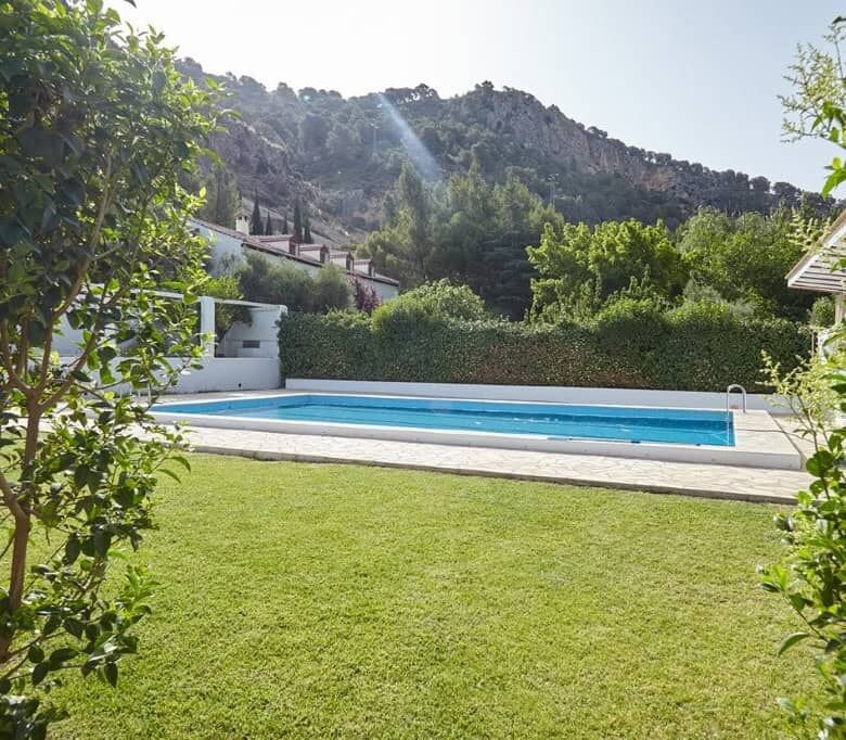 Luxury country estate with pool in La Cerradura, Jaen.