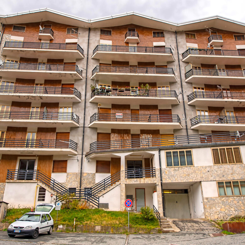 Spacious 2-bedroom apartment for sale in Fenestrelle, offering scenic mountain views and contemporar.