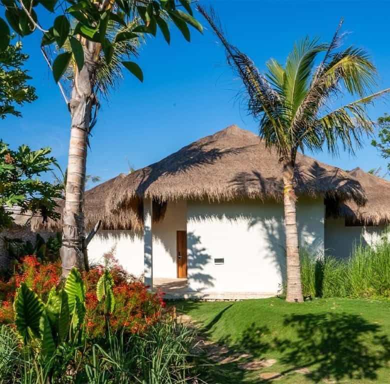 Luxury beachfront resort villas with tropical gardens in Sumba. Perfect for investors seeking exclus.