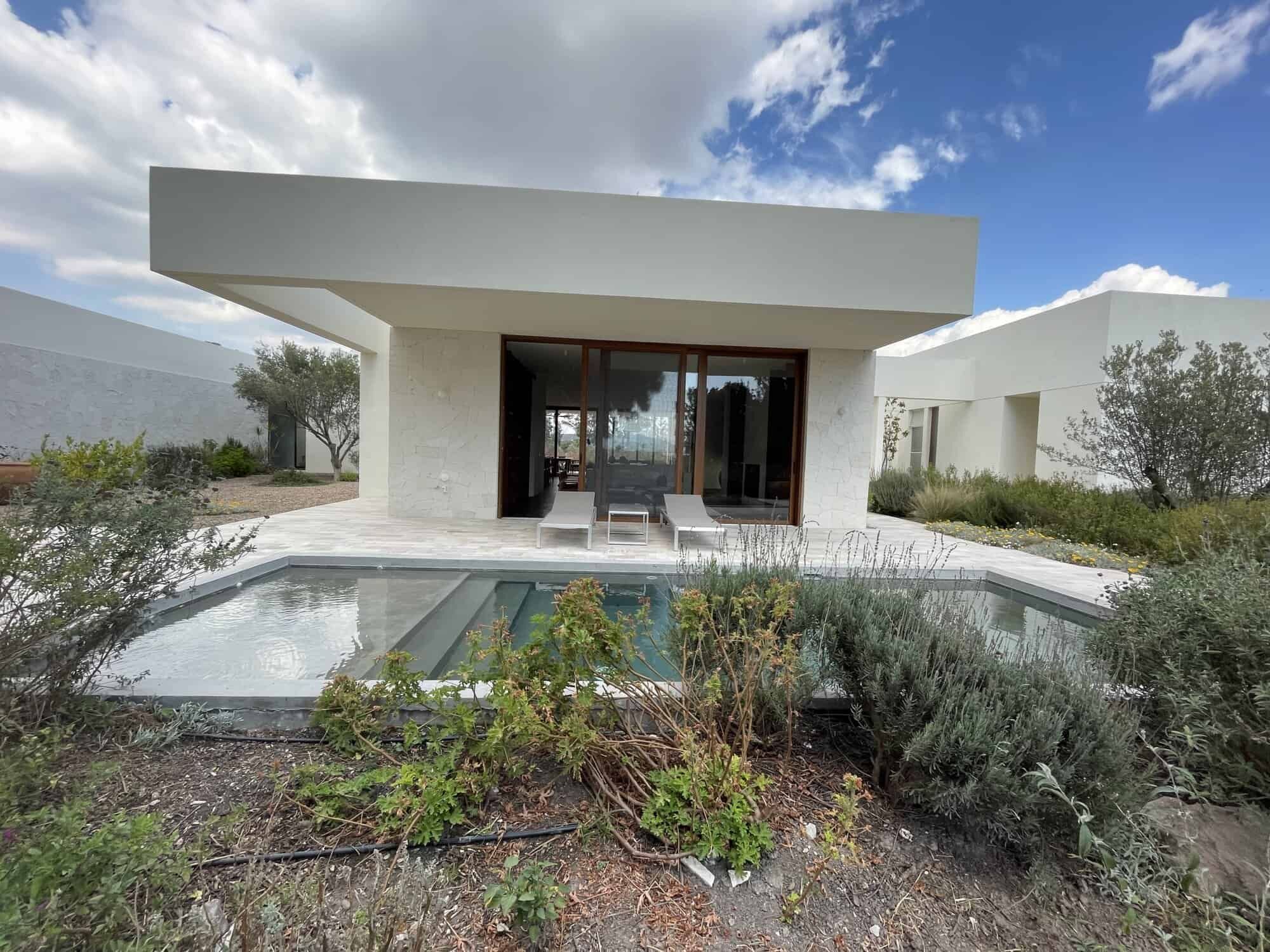 Modern villa with private pool and lush garden in wine country. Perfect for wine lovers seeking a se.