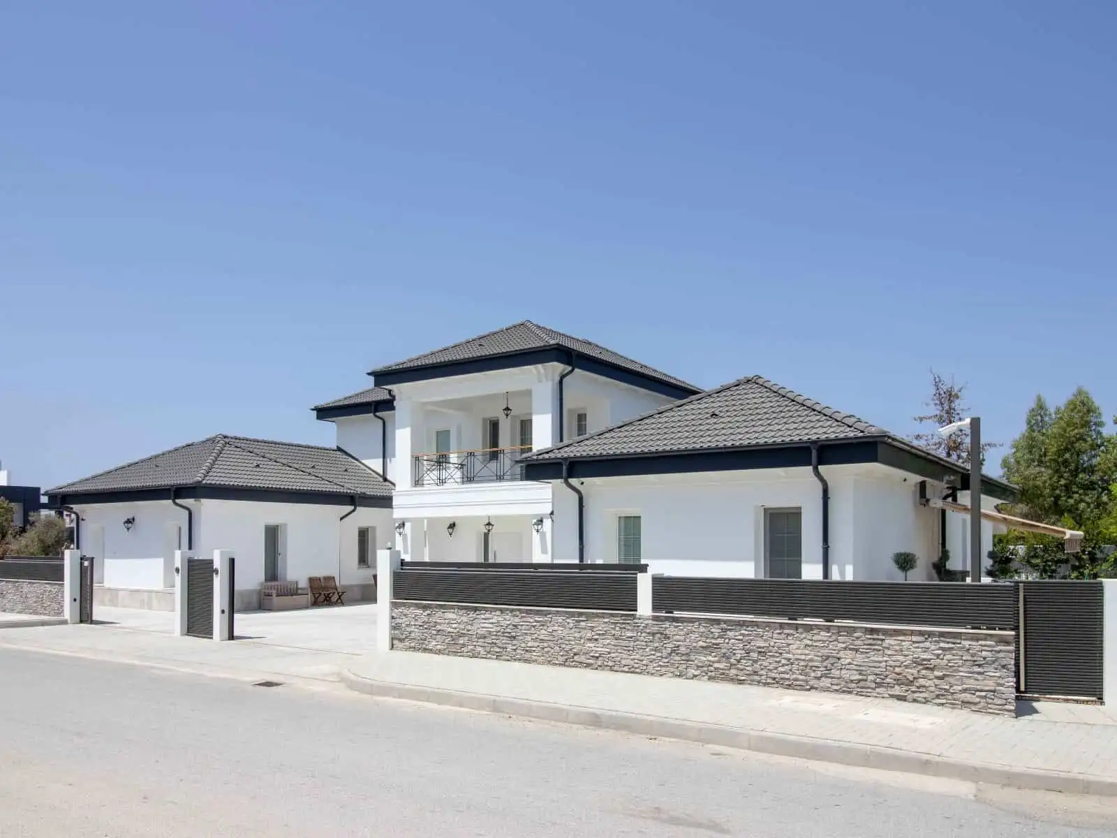 Luxury 4 Bed Villa for sale in Kyrenia North with modern design and spacious outdoor areas.