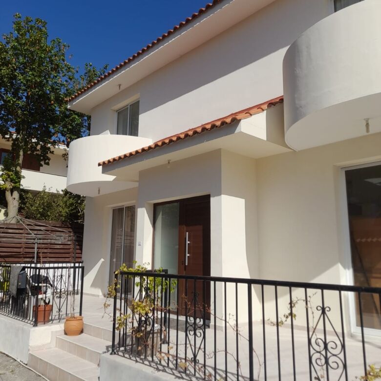 Spacious 4-bedroom villa for sale in Aradippou, Larnaca, featuring contemporary design and private o.