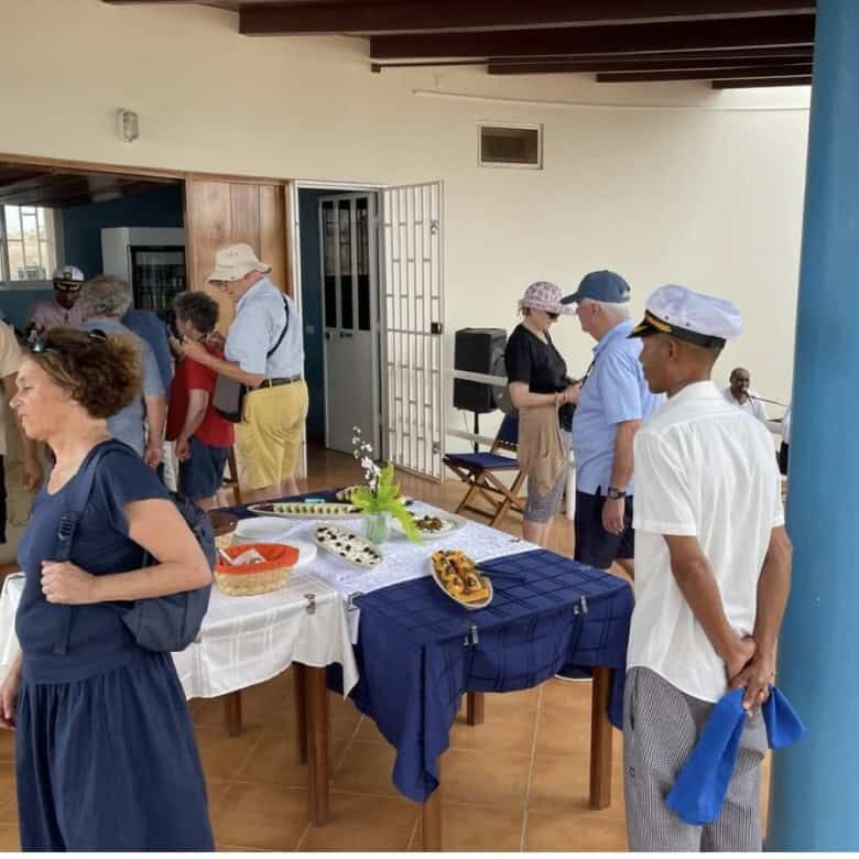 People gathering at Martin’s restaurant in Ponta Preta Maio Cape, ideal for investors.