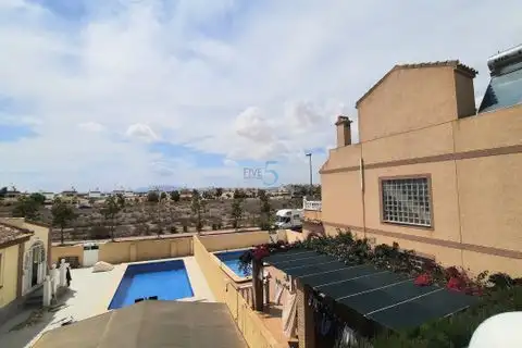 Elegant 2-bedroom villa with private pool in Avileses Murcia, ideal for comfortable living and inves.