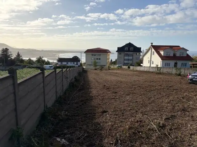 Land for sale in Valdovino, La Coruna with ocean views and development potential.