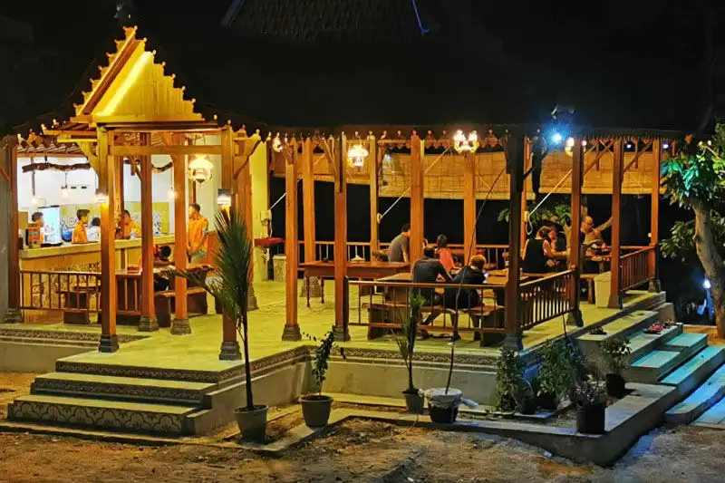Arys Lagoon Resort in Kemujan Island Karimunjawa for sale.