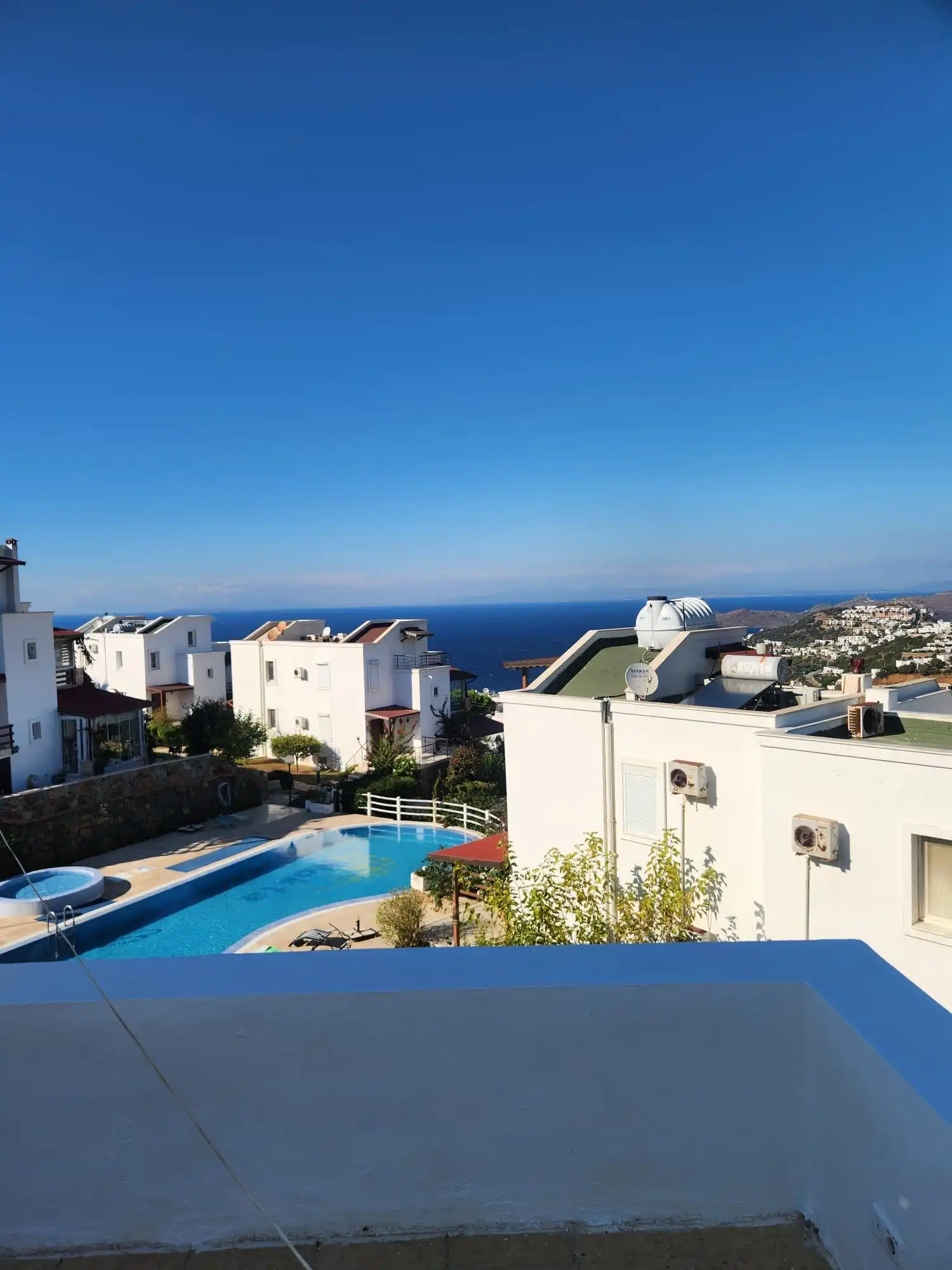 Luxury 3 Bed Villa in Gumusluk Sea View Sea view luxury 3-bedroom villa in Gumusluk, offering stunning views and modern amenities. Perfect f.