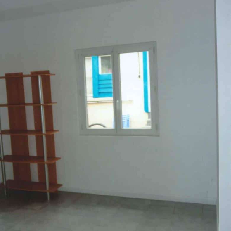 Seaside house with 5 apartments for sale in Mers Les Bains, offering coastal living and investment o.