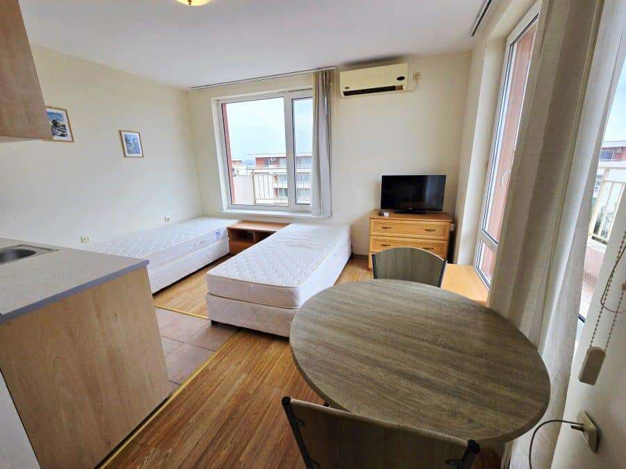 Modern studio with pool view in Nessebar Fort club, Sunny Beach Modern studio with pool view in Nessebar Fort club, Sunny Beach.