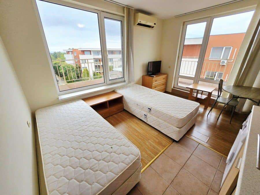Modern studio with balcony and pool view in Nessebar Fort club, Sunny Beach Bright studio apartment with balcony overlooking the pool at Nessebar Fort club, Sunny Beach.