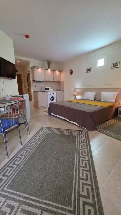 Bright studio apartment with modern amenities in Avalon, Sunny Beach.