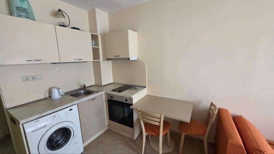 Small studio apartment with kitchen and seating area near the sea in Sunny Beach.