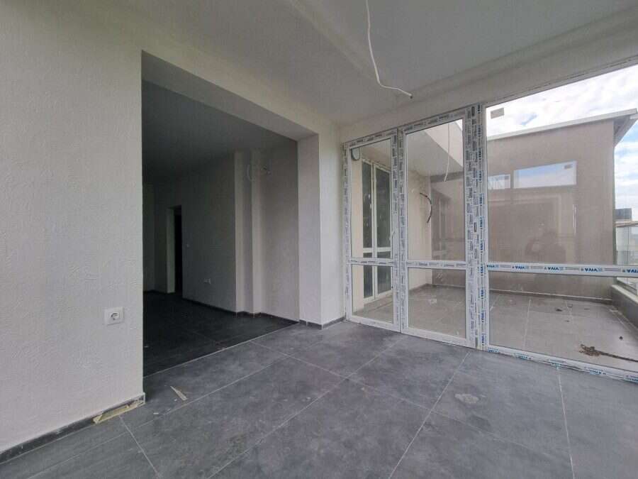 Spacious 1-bedroom top floor apartment with a large terrace, 64 sq.m., in Villa Martini, Sunny Beach.