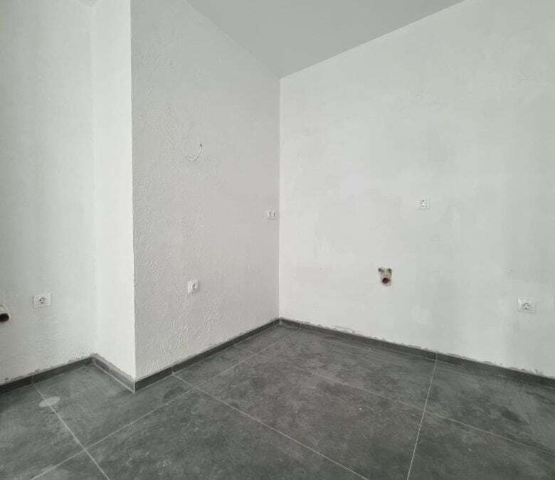 Interior view of a 1-bedroom top floor apartment with a large terrace in Villa Martini, near Sunny B.