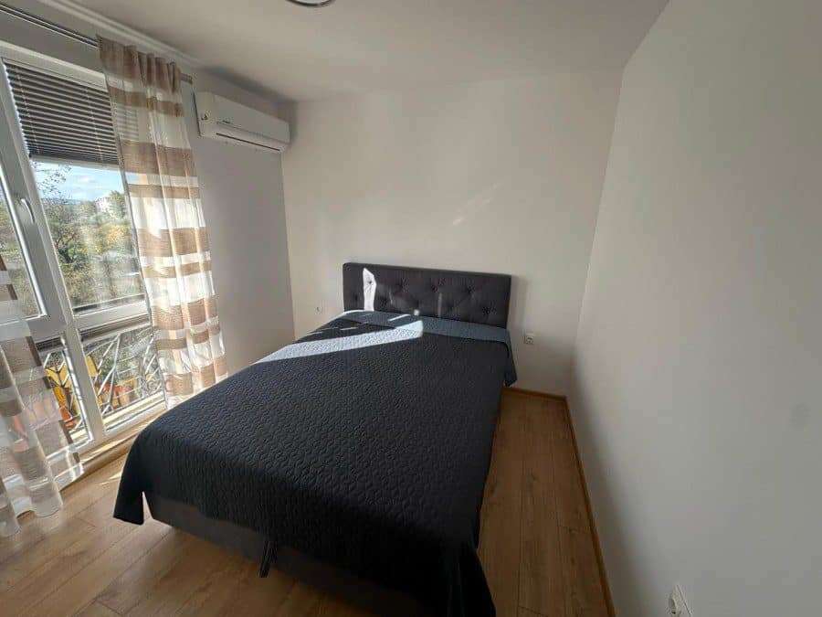 Bright apartment with pool view, 2 bedrooms, and 75 sq.m. space near the beach in Aphrodite Green.