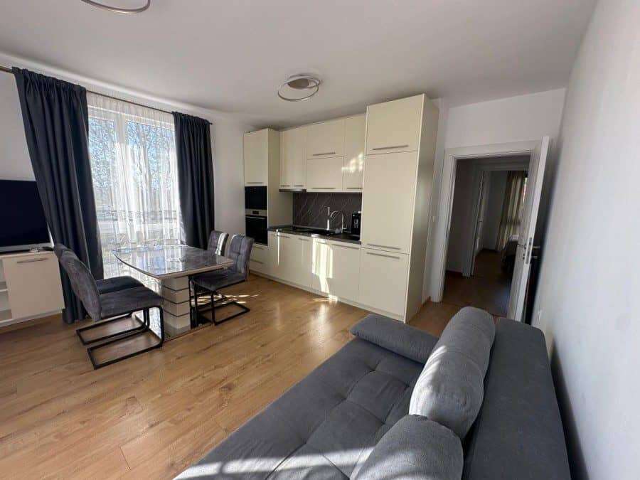 Bright 2-bedroom apartment with pool view in Aphrodite Green, Sunny Beach, 75 sq.m.