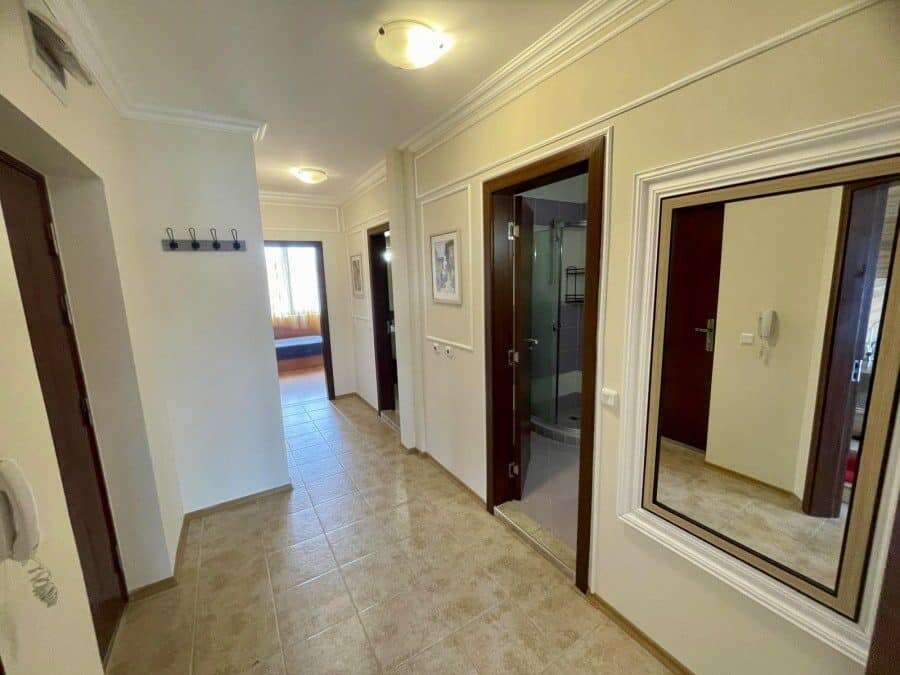 Sea and pool view 2-bedroom apartment in Apollon 8, between Ravda and Nessebar.