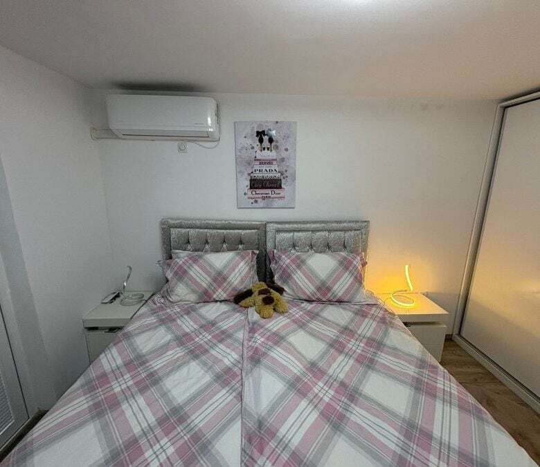 Comfortable 2-bedroom ground floor apartment with 83 sq.m. space in Sveti Vlas, ideal for relaxed li.