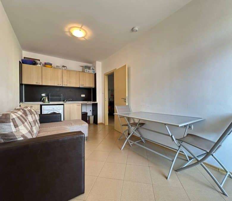 Cozy 1-bedroom furnished apartment with kitchen and living area in Sunny Beach center.