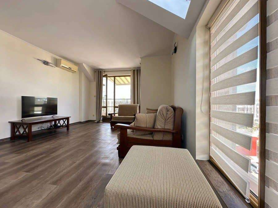 Modern 1-Bed Top Floor Apartment in Sunny Beach Bright top floor apartment with spacious living area, large windows, and balcony in Sunny Beach.